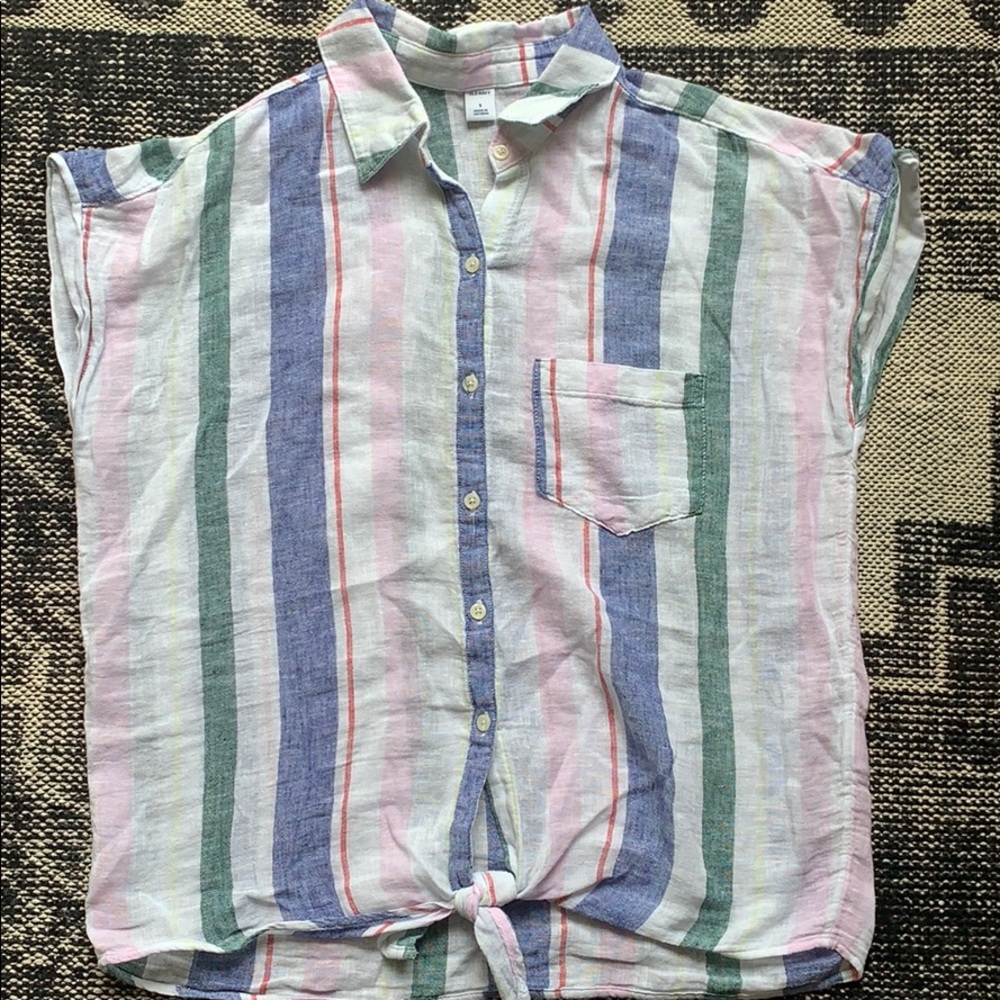 OLD NAVY BUTTON UP SHIRT